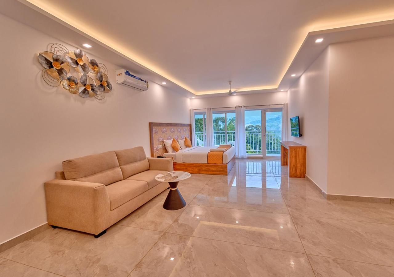 Ice Mist Pool Resort Munnar By Voye Homes 外观 照片