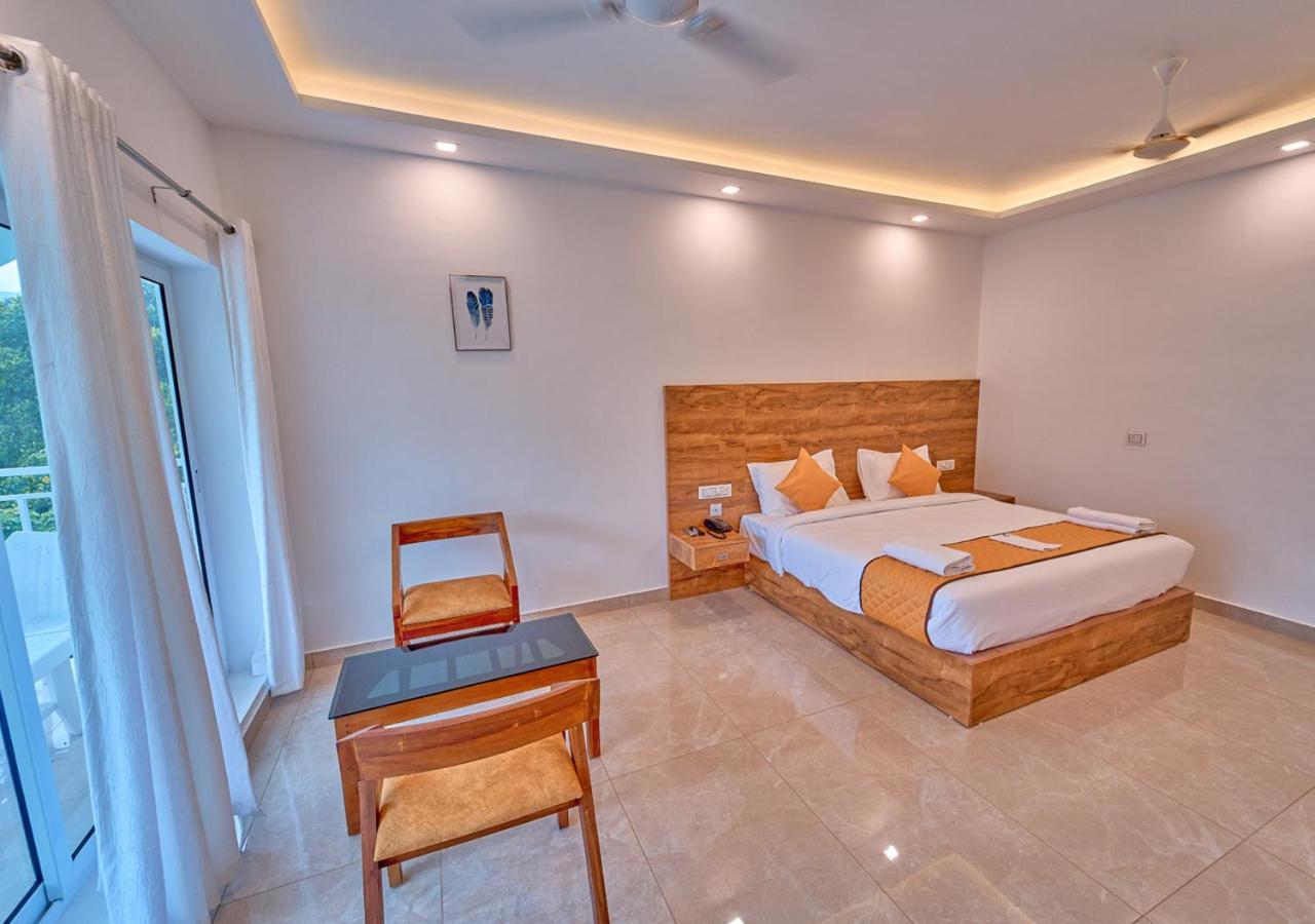 Ice Mist Pool Resort Munnar By Voye Homes 外观 照片