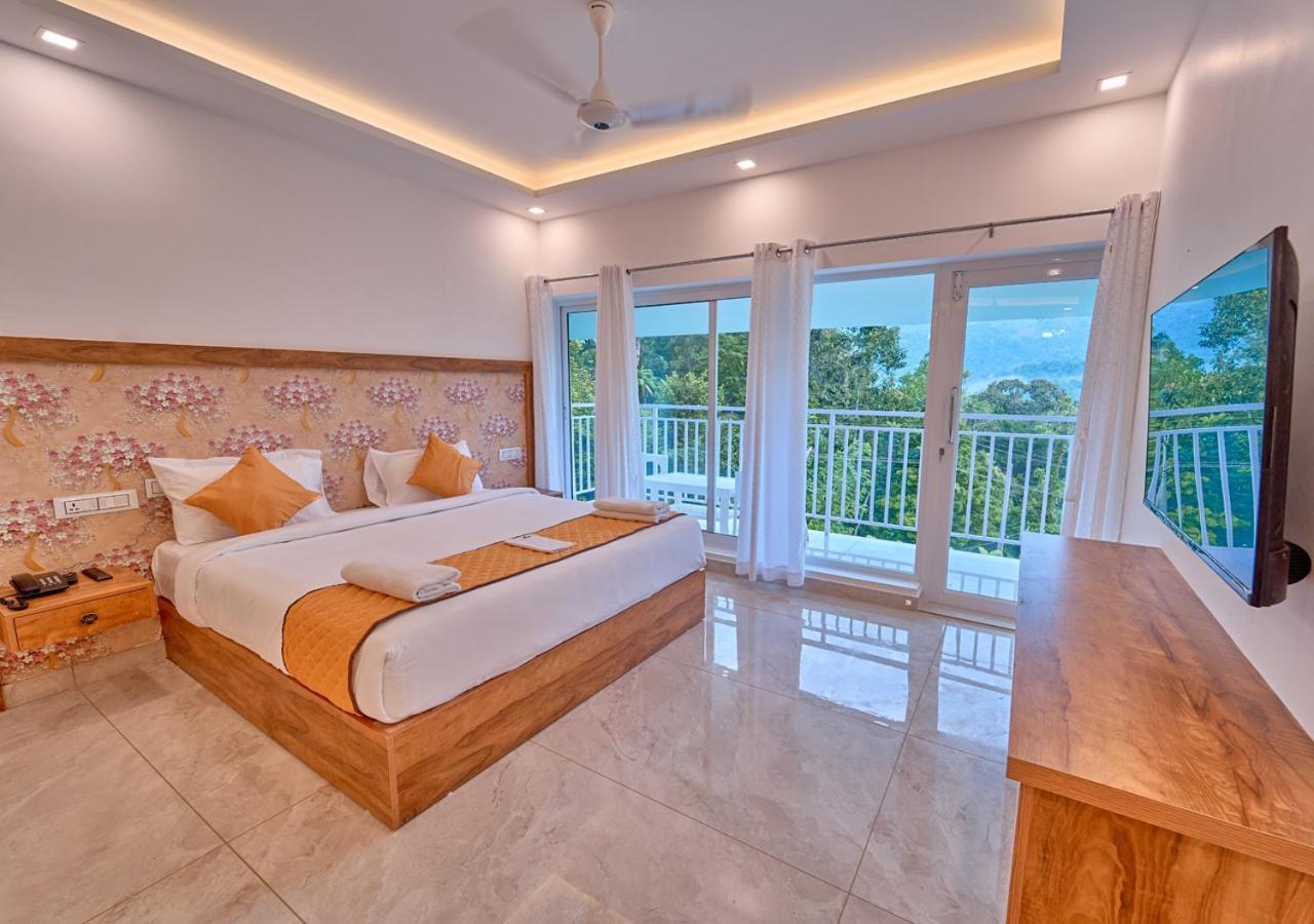 Ice Mist Pool Resort Munnar By Voye Homes 外观 照片